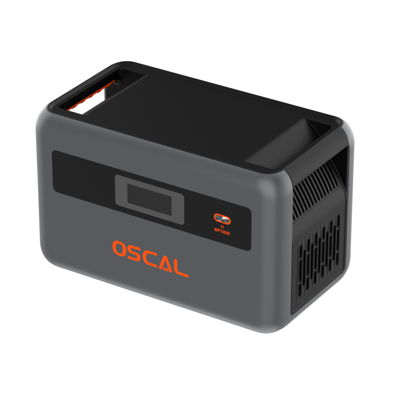 What specific effects do extreme temperature environments have on the charging and discharging efficiency of energy storage battery packs?